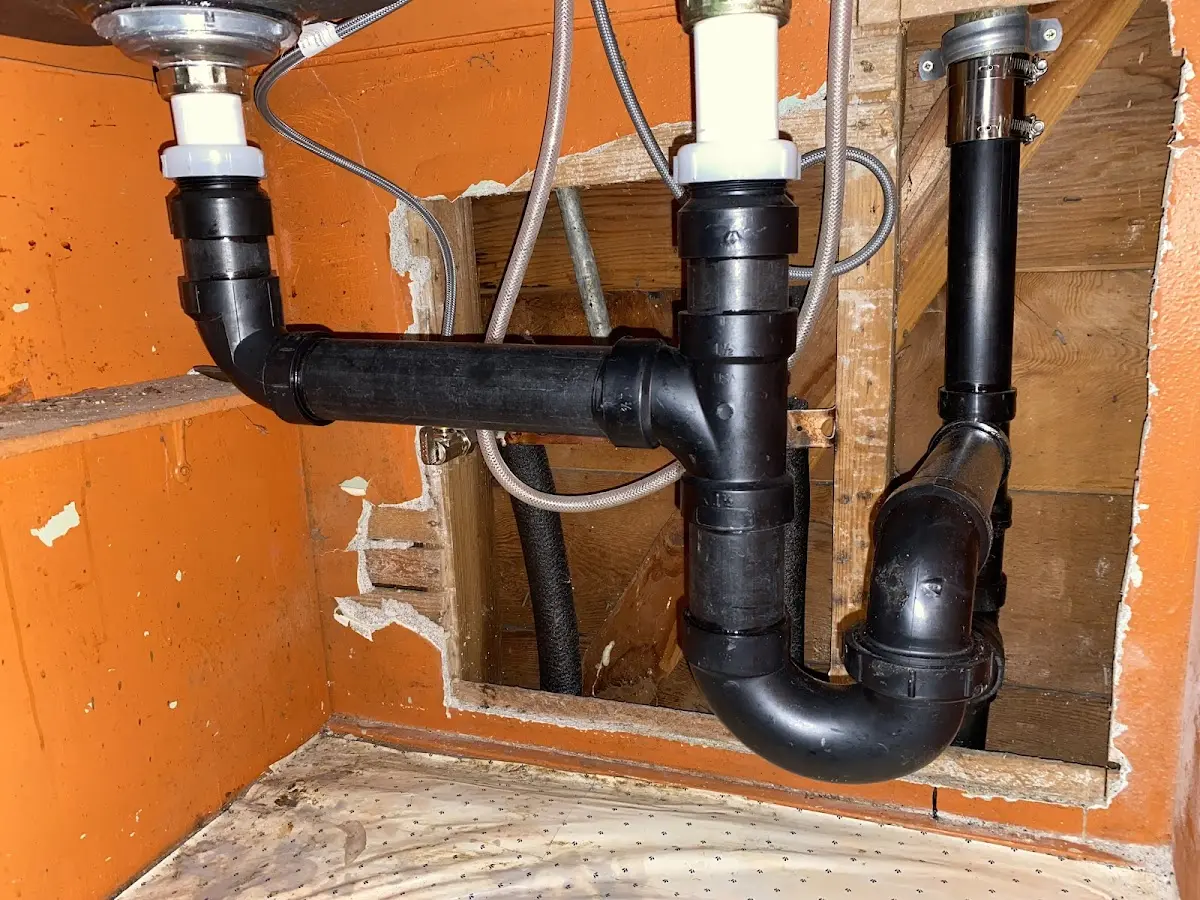 Professional Pipe Bursting equipment and tools on the job in Leeds